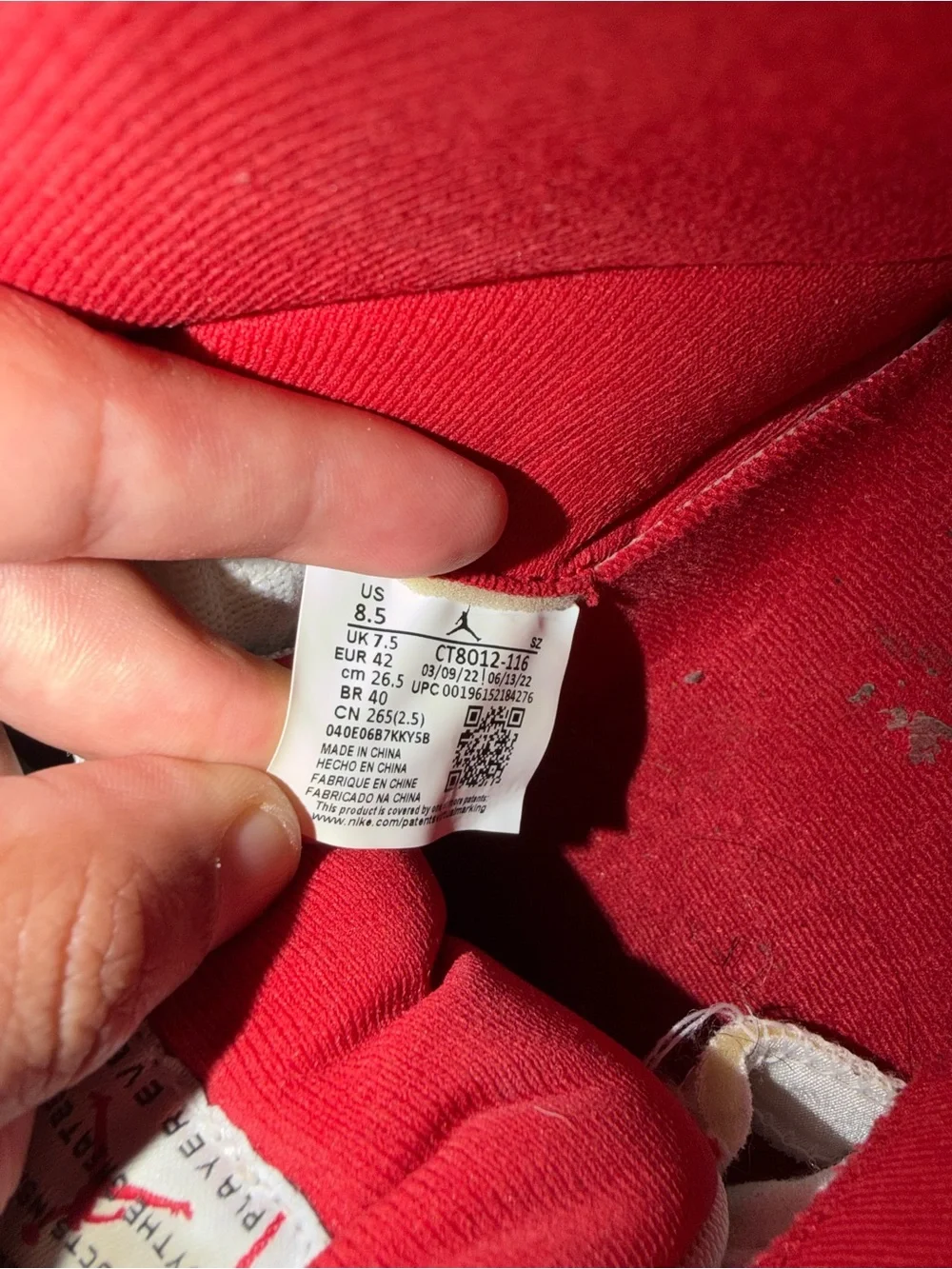 Jordan 11 Retro ‘Cherry (2022)’ Size 8.5M